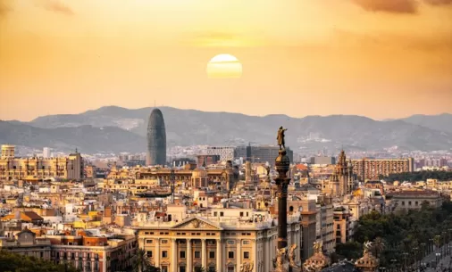 Ispanija griežtina taisykles. Airbnb ir Booking.com įpareigotos pašalinti pasiūlymus