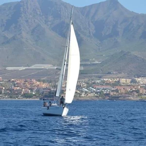 Buriavimas jachta Tenerifeje