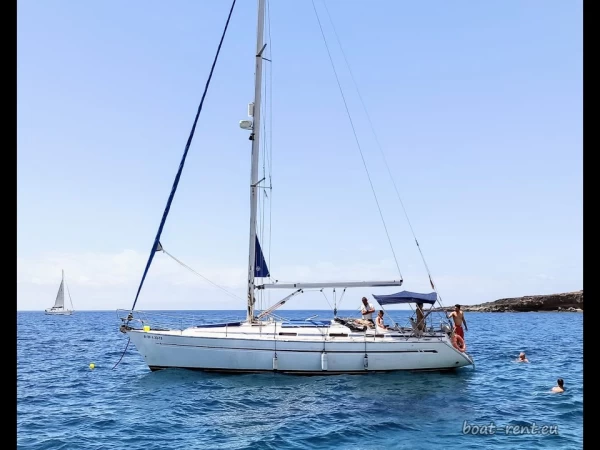 11 vietų jachta Bavaria 41